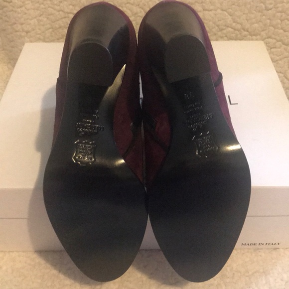 Brand new Burgundy Suede Ankle booties. Italy - Picture 6 of 8